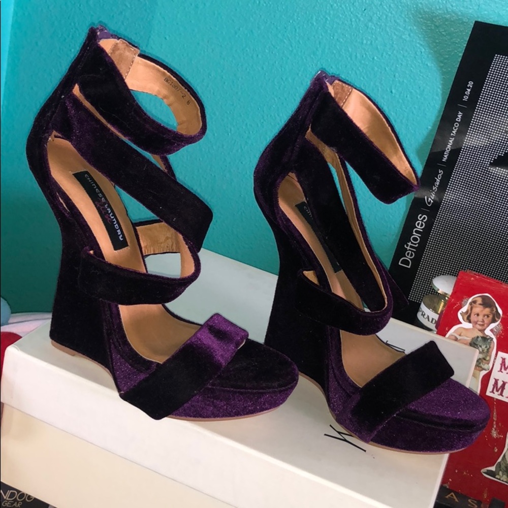 New purple velvet wedges high heels goth retro - Picture 1 of 8